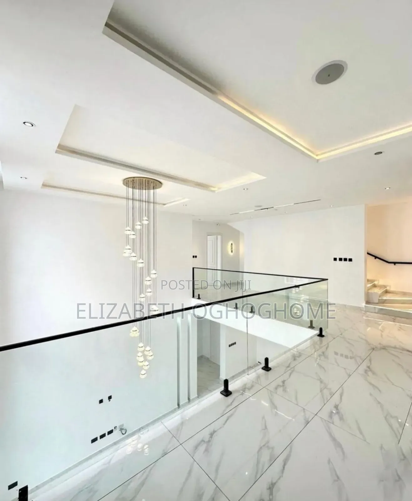 5bdrm Duplex in Lekki for sale