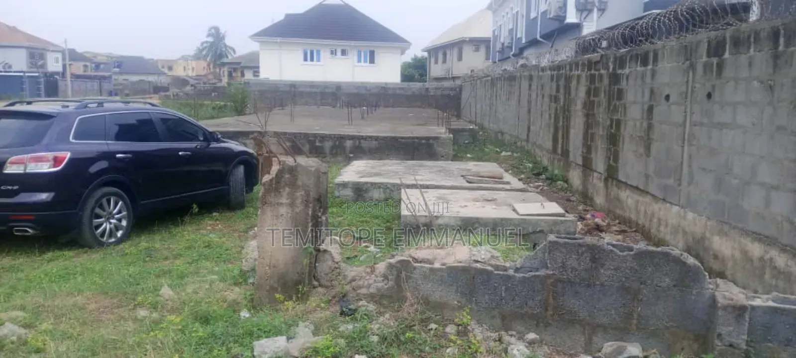 A Full Plot of Land in an Estate