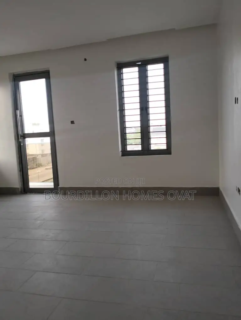 4bdrm House in Lekki for sale