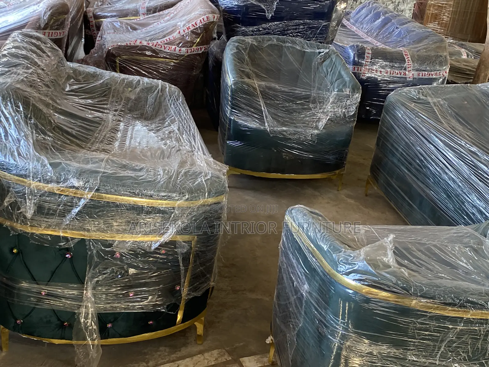 Arisekola Interior Furniture Maker