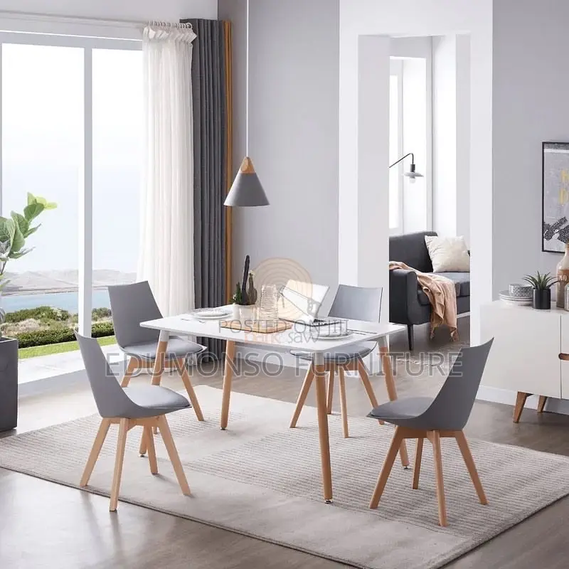 Rectangular Wooden Design Dining Table for 4 to 6 People