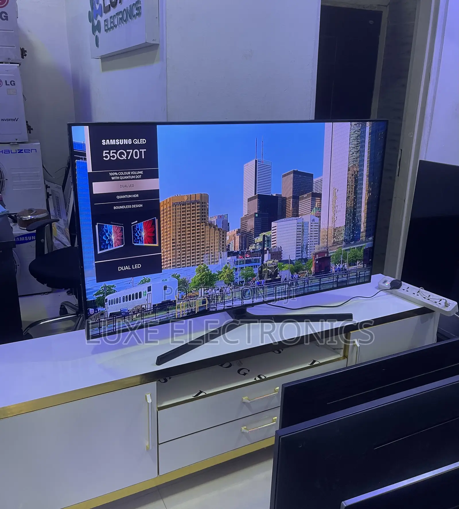 55 Inches Samsung Qled Qhdr Smart Tv Q70t Uk  Used