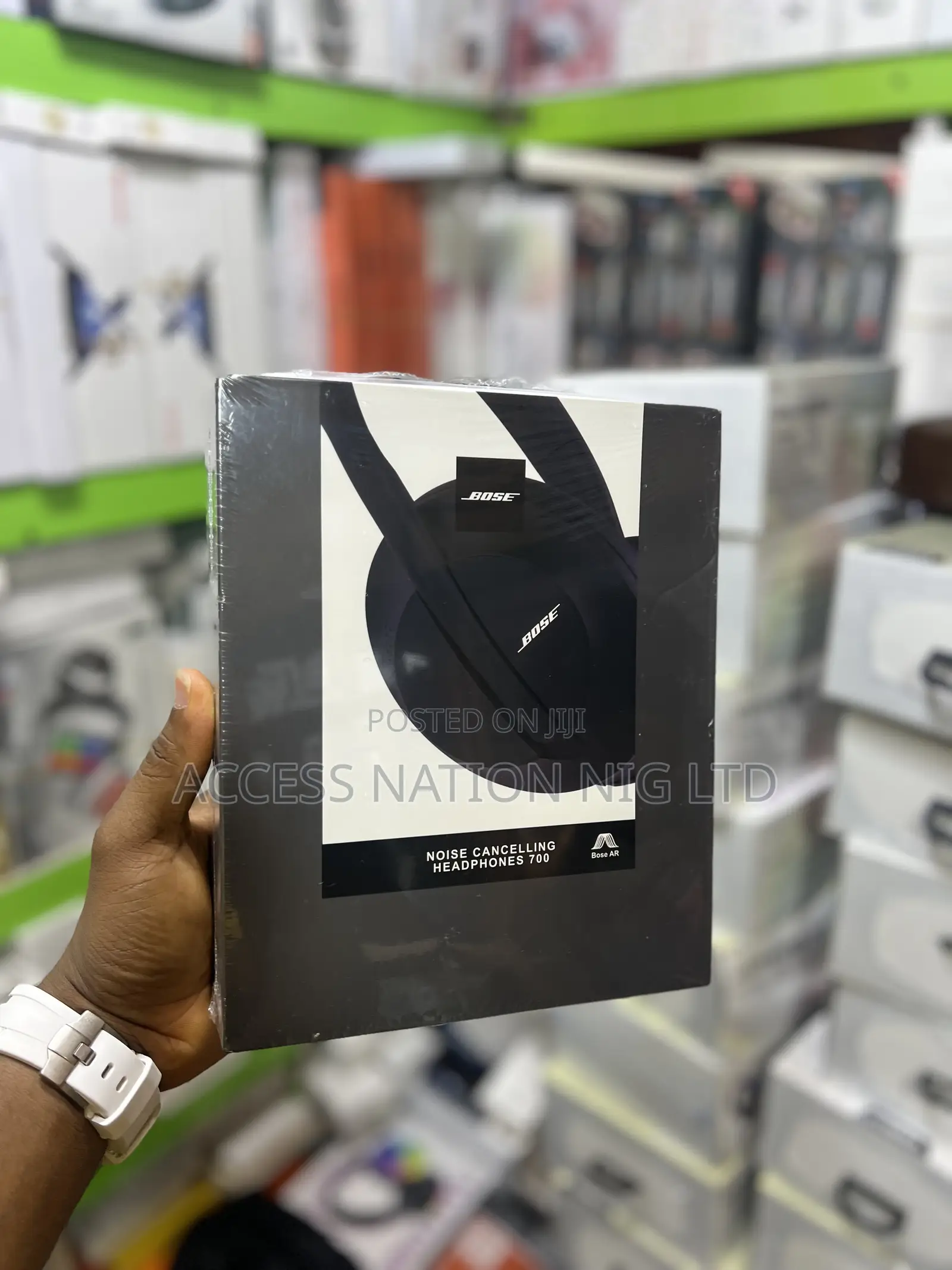 Bose 700 Noise Cancelling Headphones - Black
