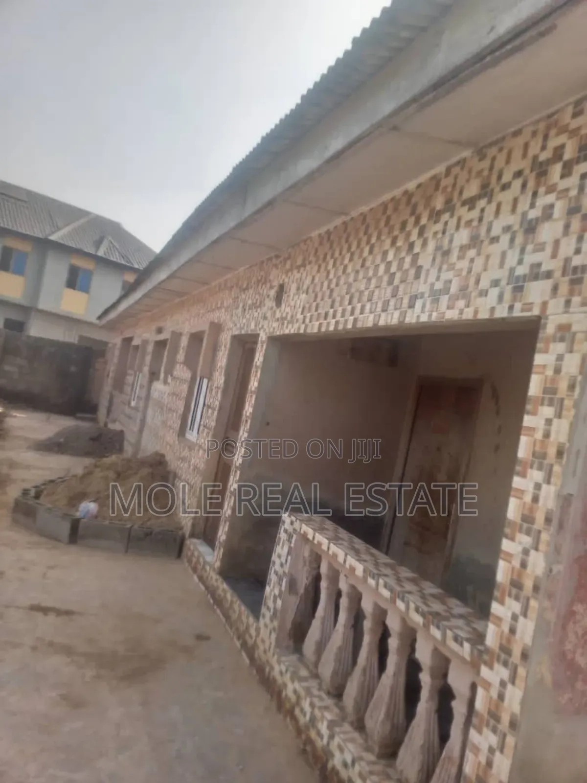 3bdrm Block of Flats in Agodo Estate, Egbe / Ikotun/Igando for sale