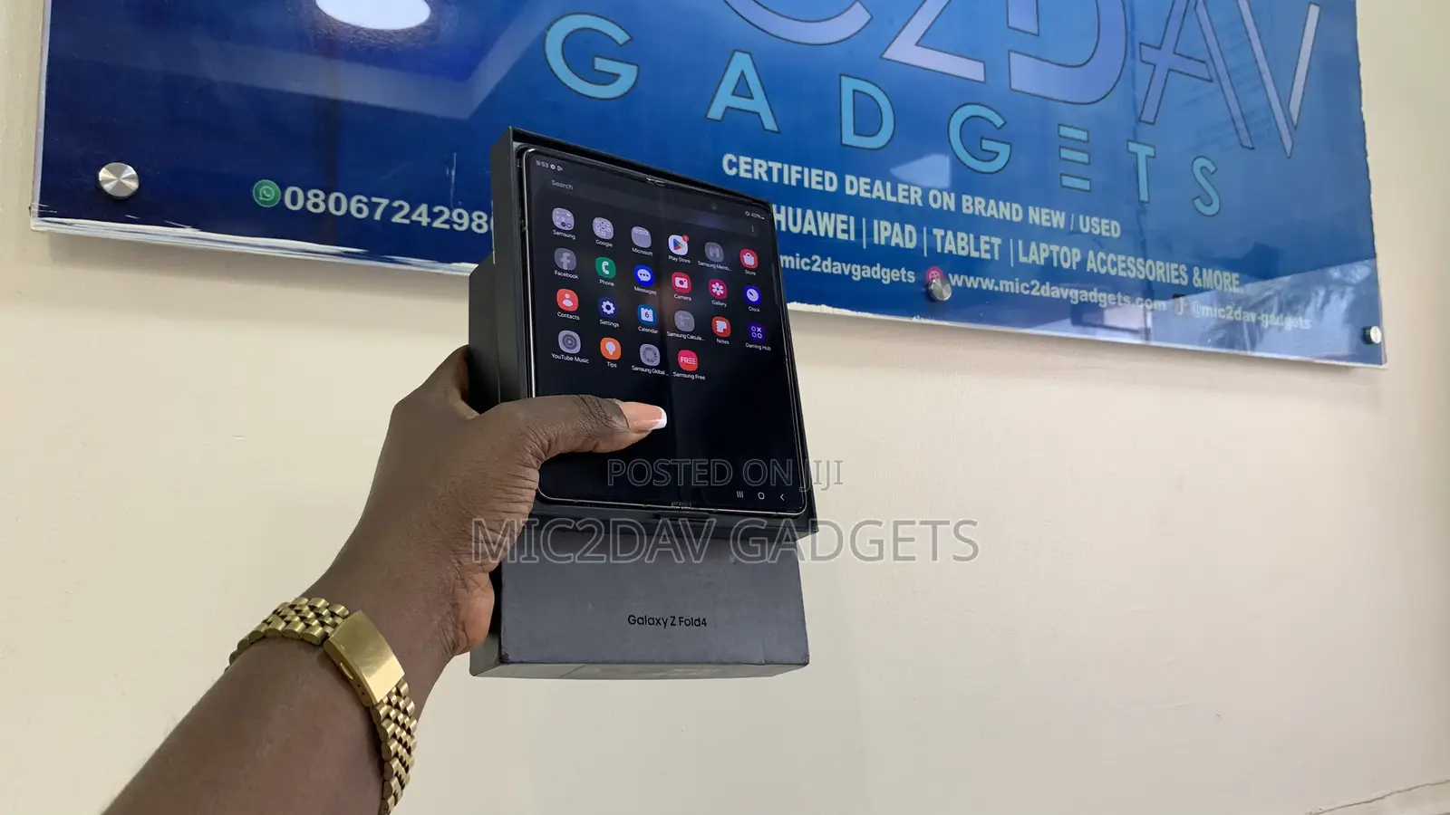 Samsung Galaxy Z Fold4 256 GB Gold