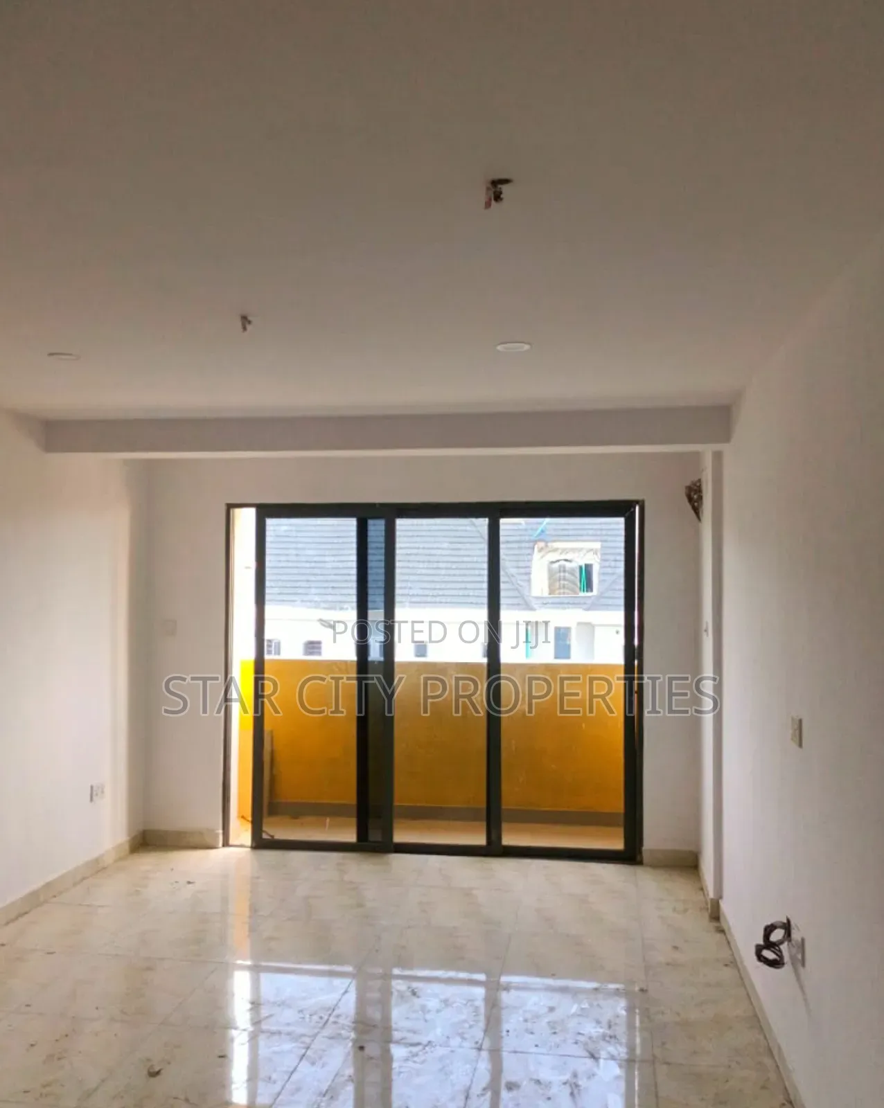3bdrm Apartment in Soluyi, Gbagada for sale
