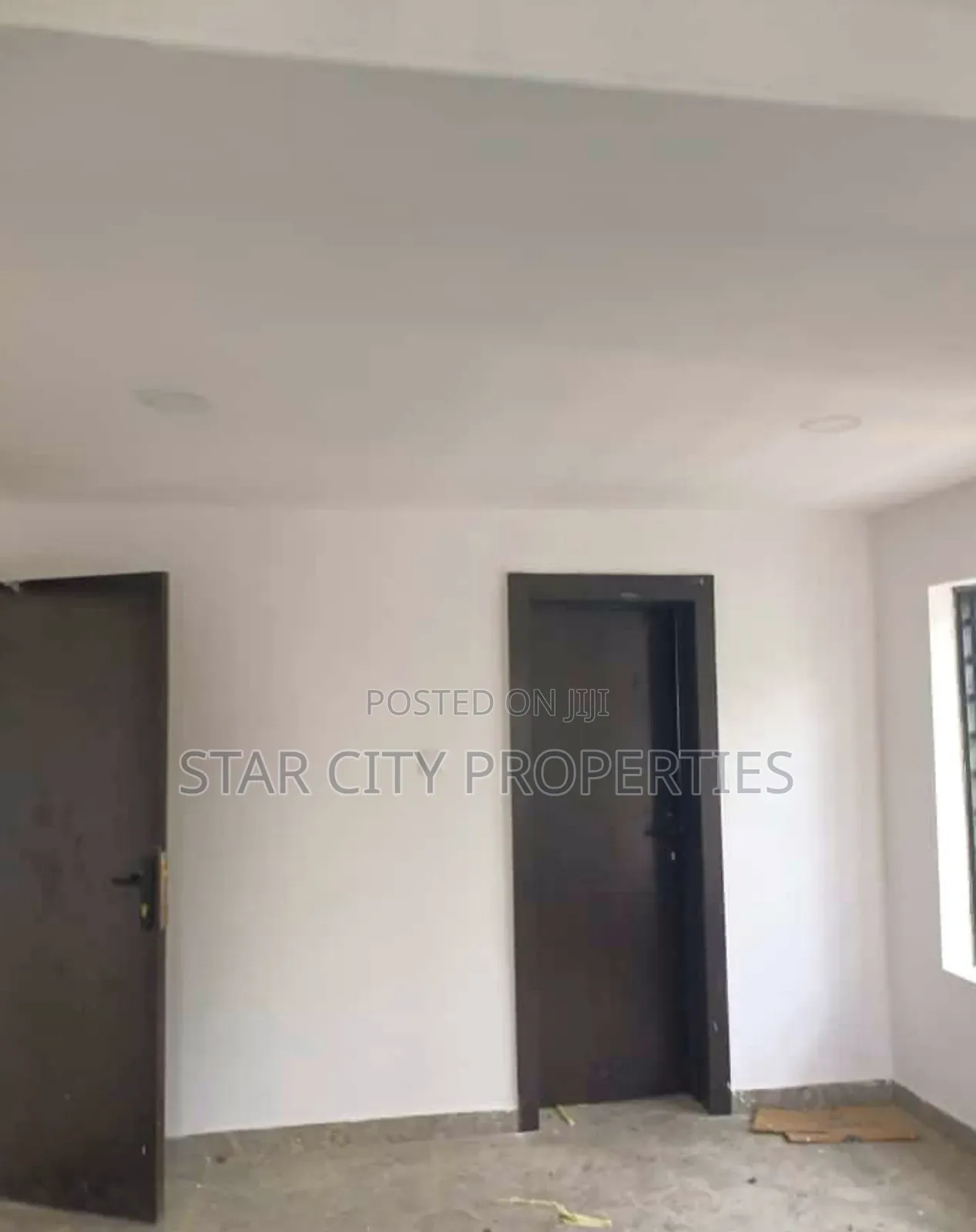 3bdrm Apartment in Soluyi, Gbagada for sale