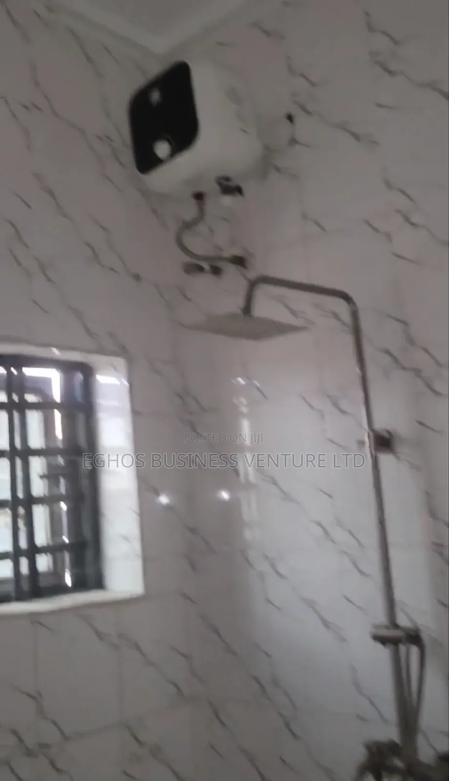 3bdrm Block of Flats in Joromi Ekenwanroad, Benin City for rent