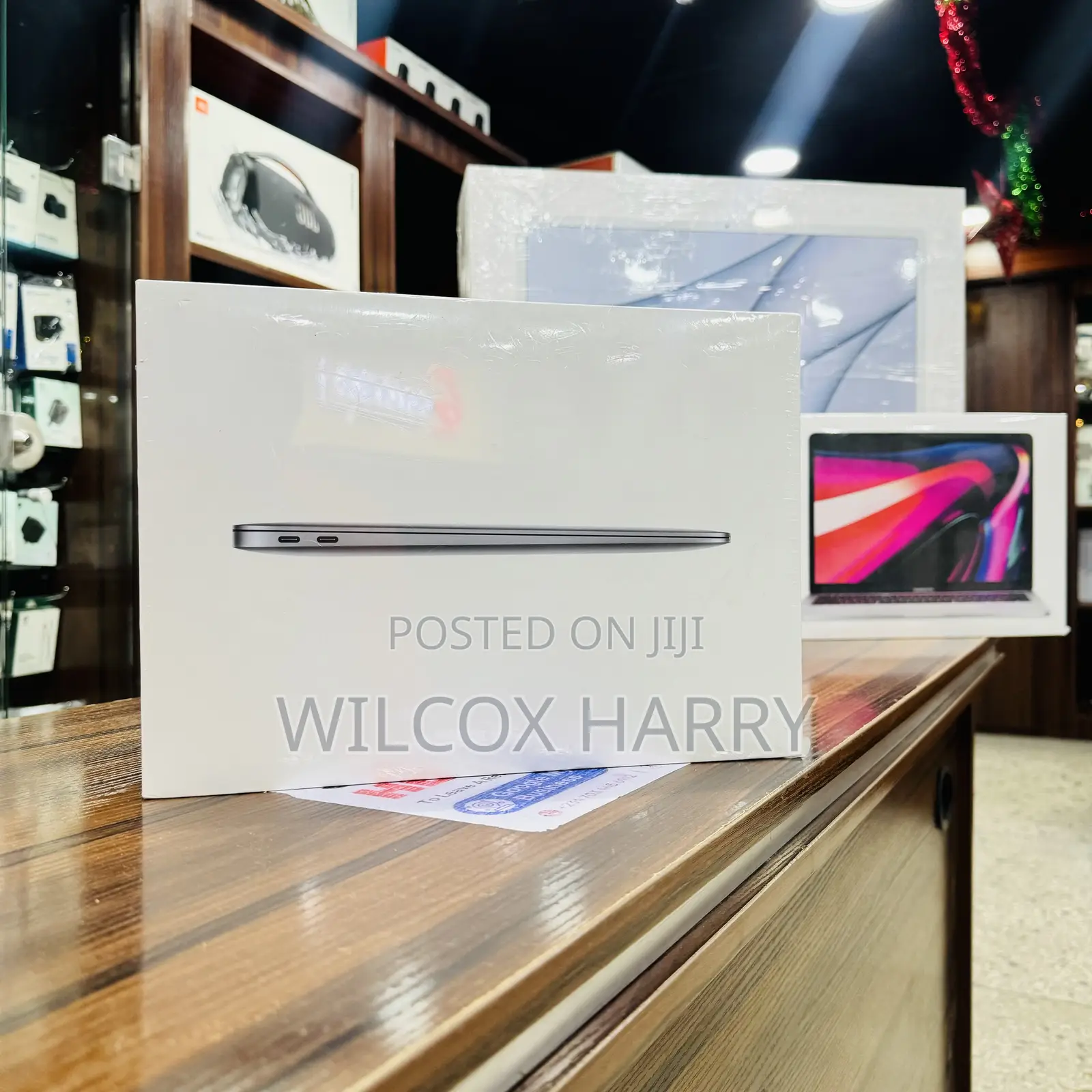 New Laptop Apple MacBook Air 8GB Apple M1 SSD 256GB