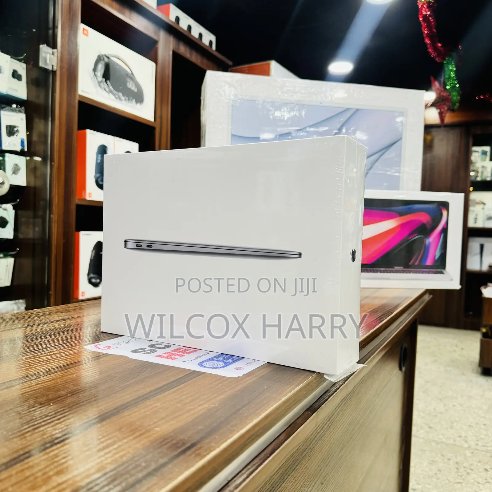New Laptop Apple MacBook Air 8GB Apple M1 SSD 256GB