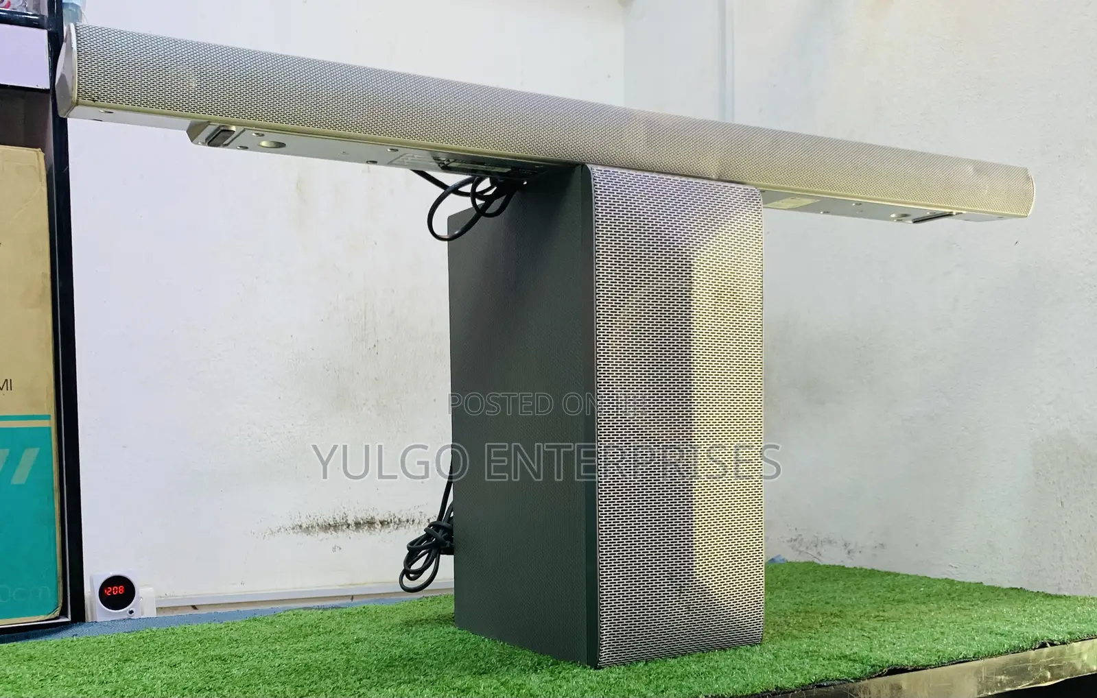 Lg (Gray) Wireless Sound Bar and Subwoofer