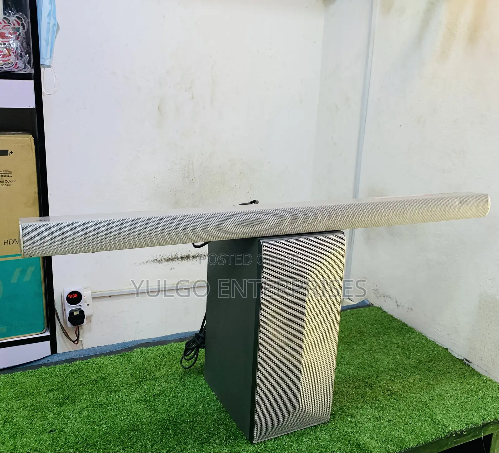 Lg (Gray) Wireless Sound Bar and Subwoofer