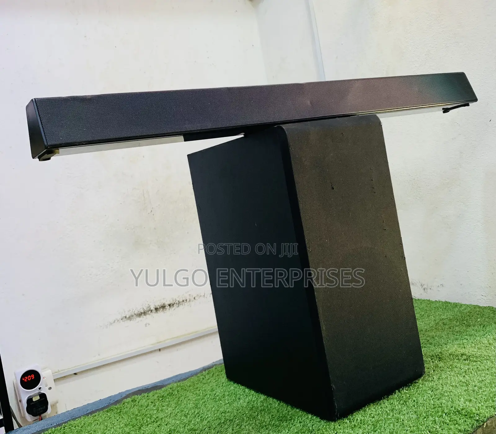 Philips Wireless Sound Bar and Subwoofer, Bluetooth, Aux