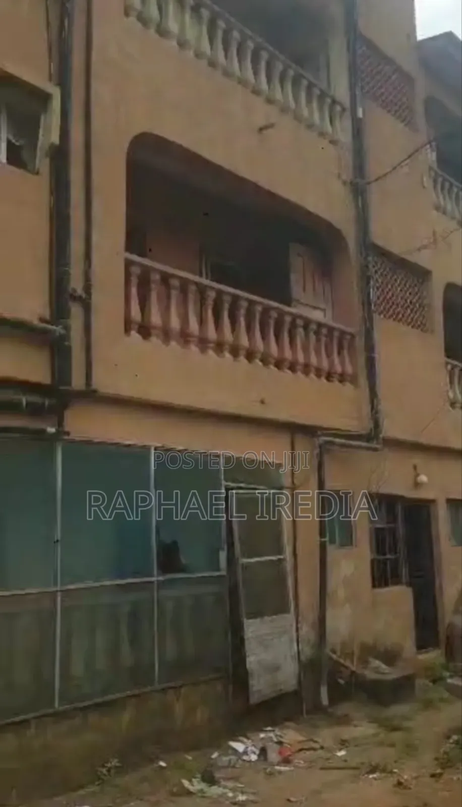Six Flats for Lease at Egan, Good for School Hospital, Etc.