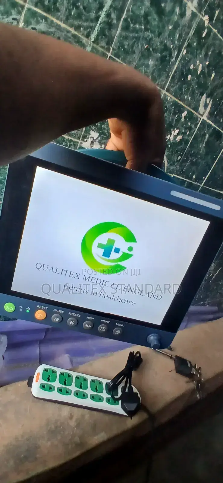 QUALITEX Patient Monitor