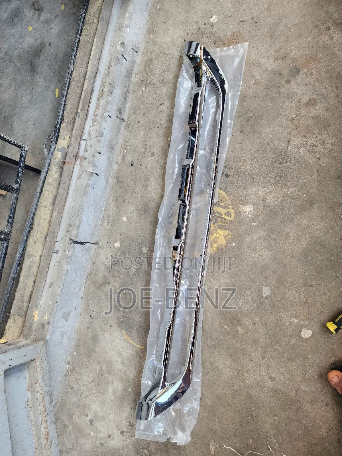 GLK350 2013 Front Bumper Crome