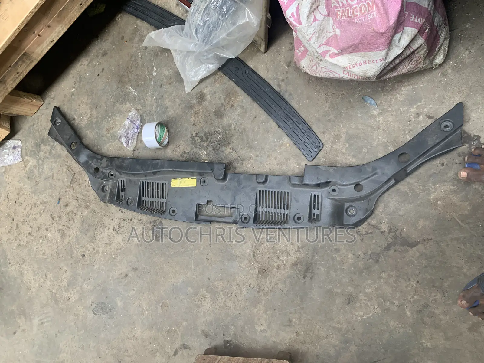Radiator Plastic for Highlander 2008
