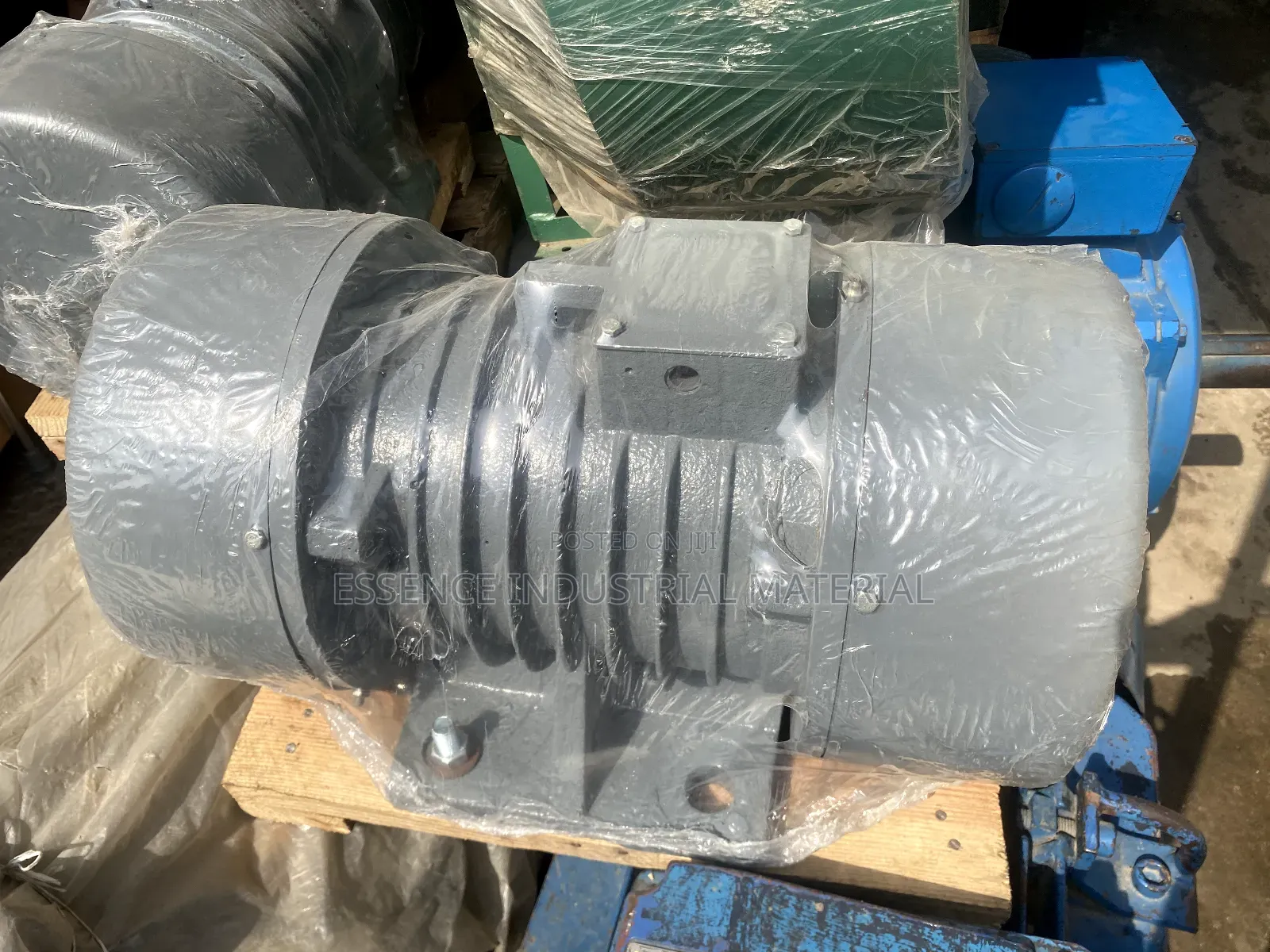 Brand New Hot Sales 3phase Vibrator Motor 4KW RPM 960