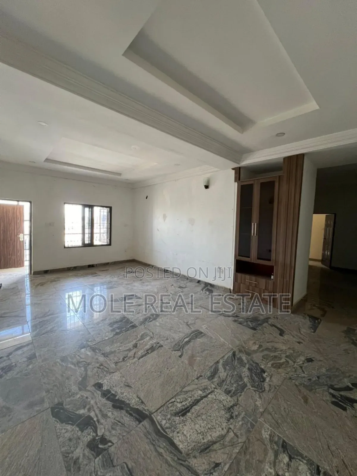 3bdrm Block of Flats in Magodo for sale
