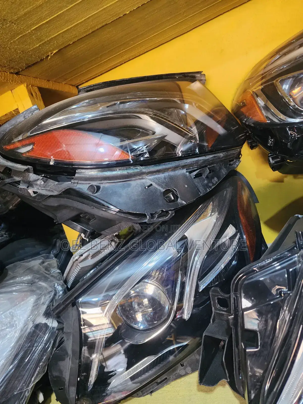 E350 2018 Set of Double Touch Headlight