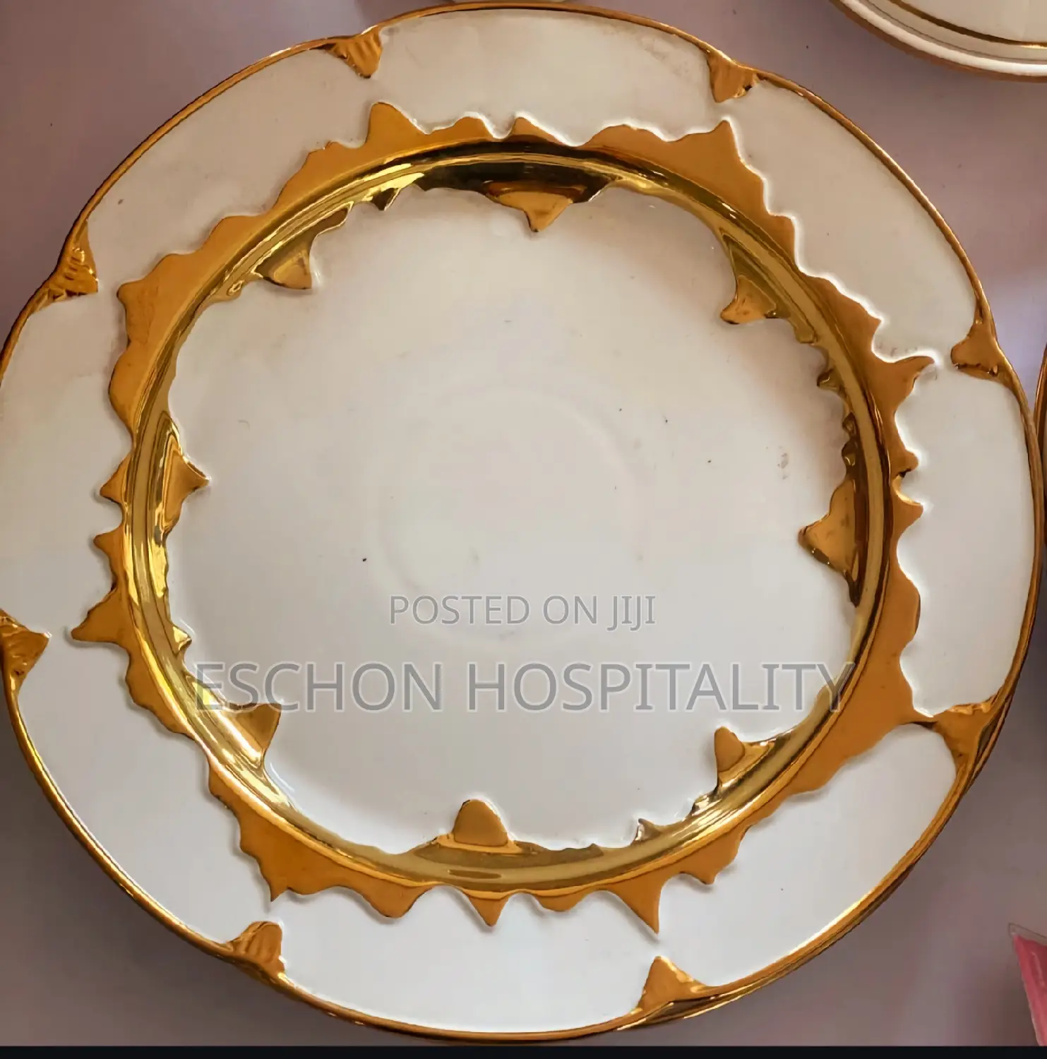 Luxury Gold and White Eating Plate = 1 Set