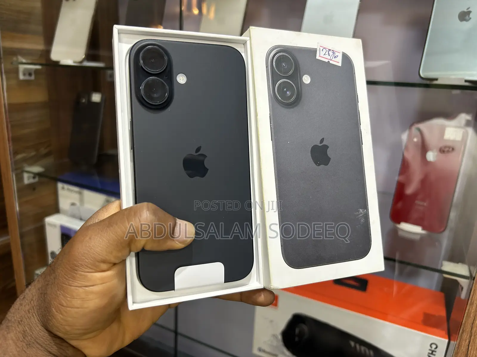 New Apple iPhone 16 128 GB Black