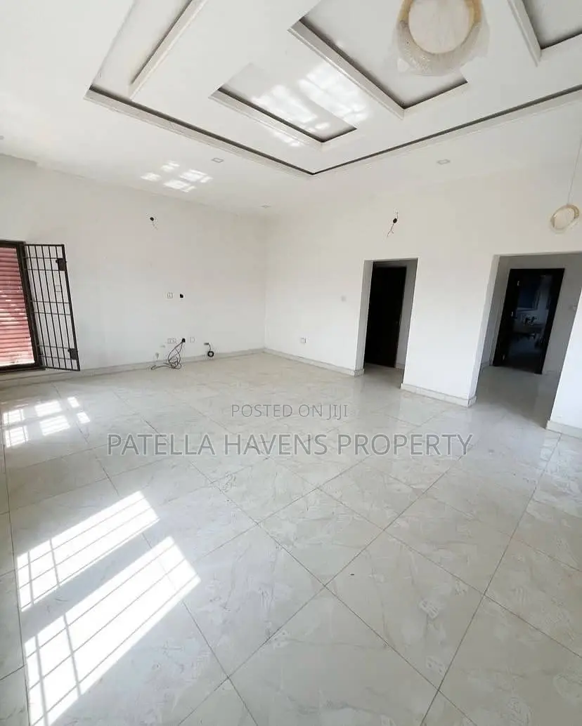 4bdrm Duplex in Jahi for sale