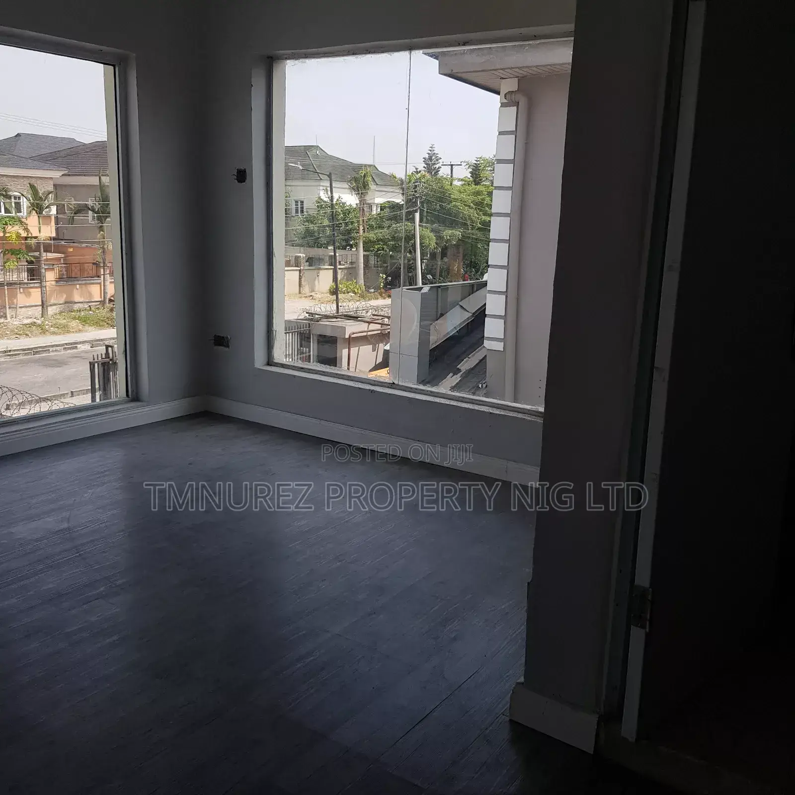 Shop Showroom at Lekki Phase1