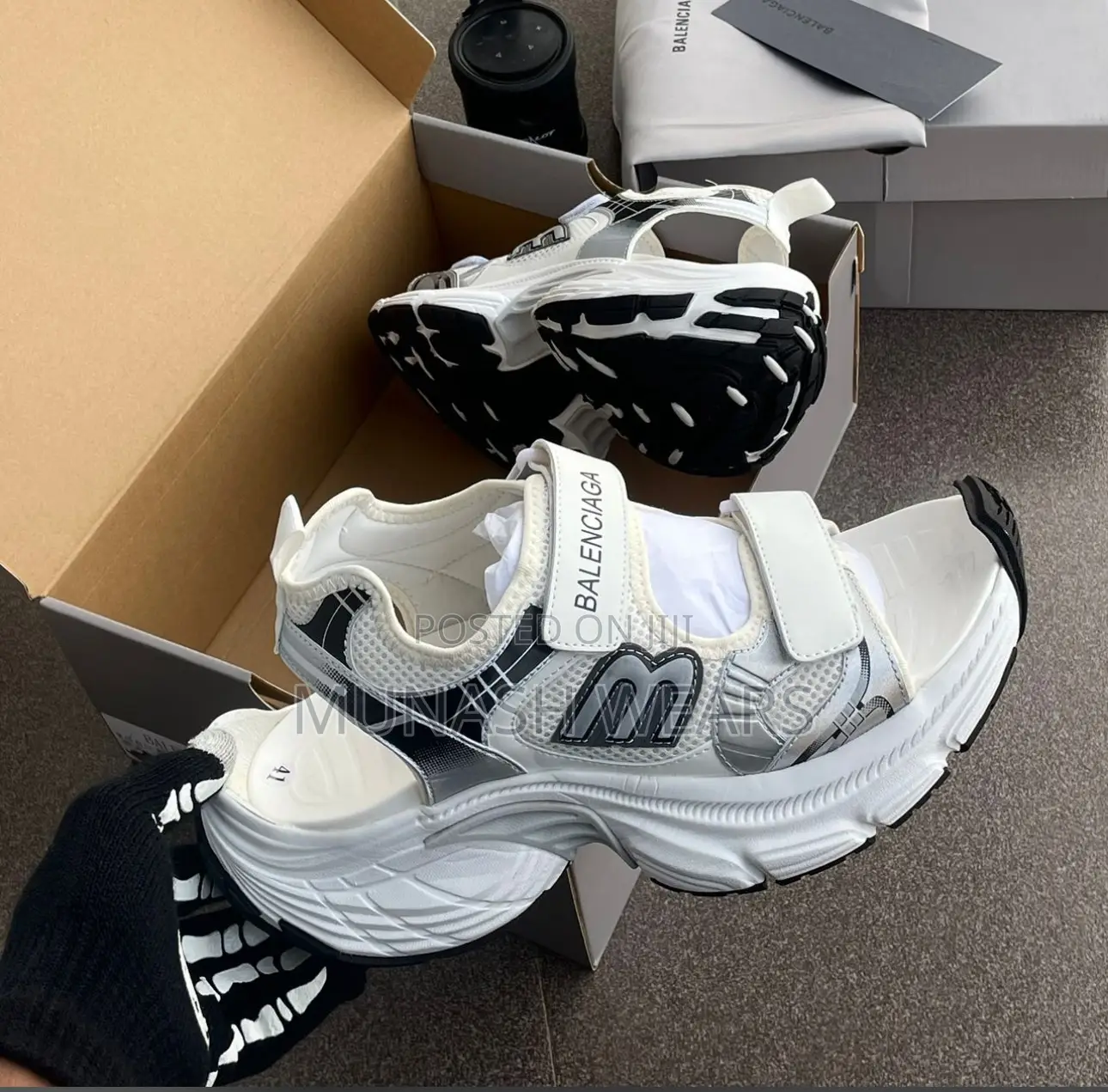 BALENCIAGA Luxury Sandal