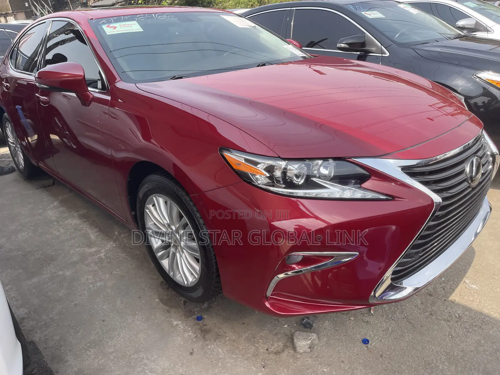 Lexus ES 350 FWD 2017 Red