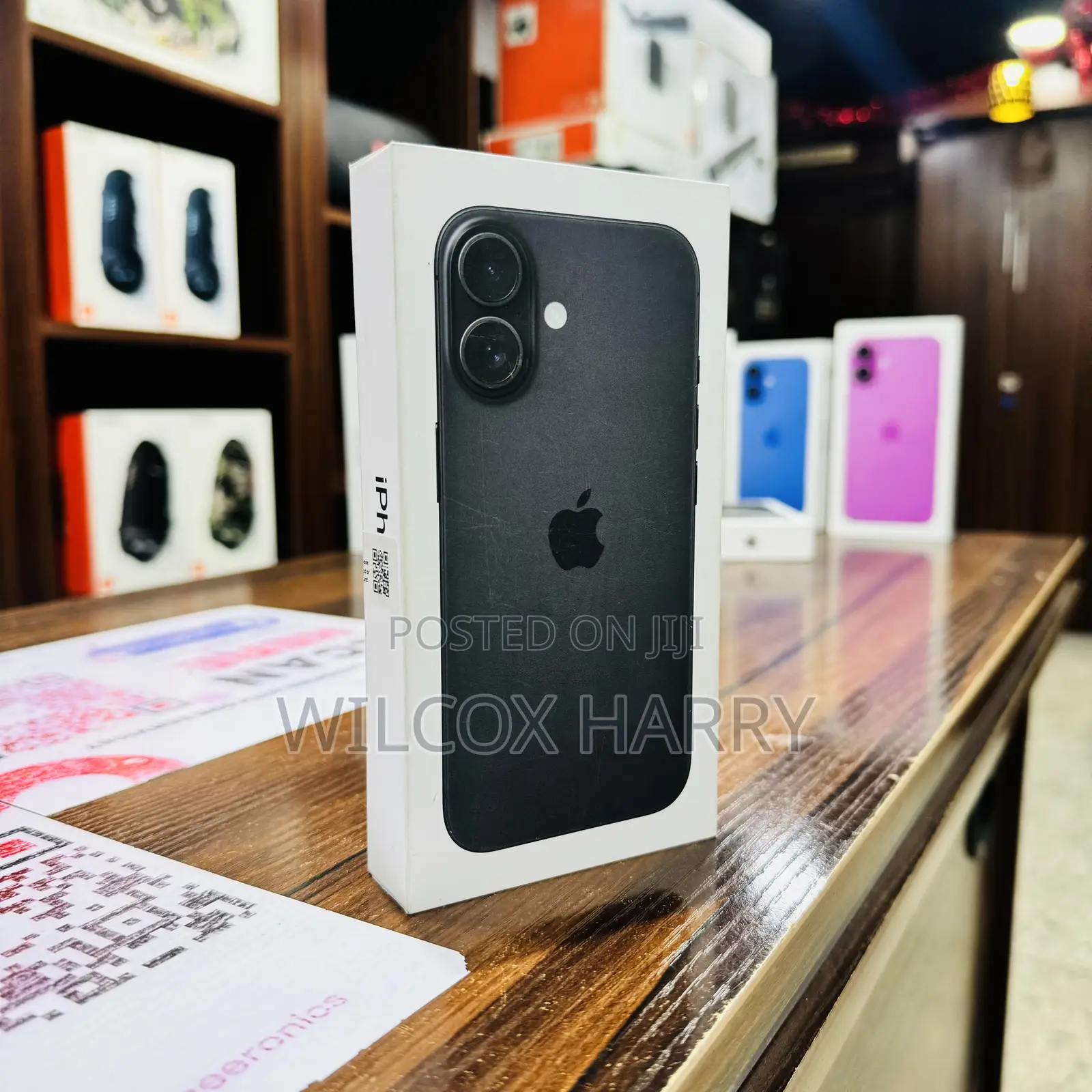 New Apple iPhone 16 128 GB Black