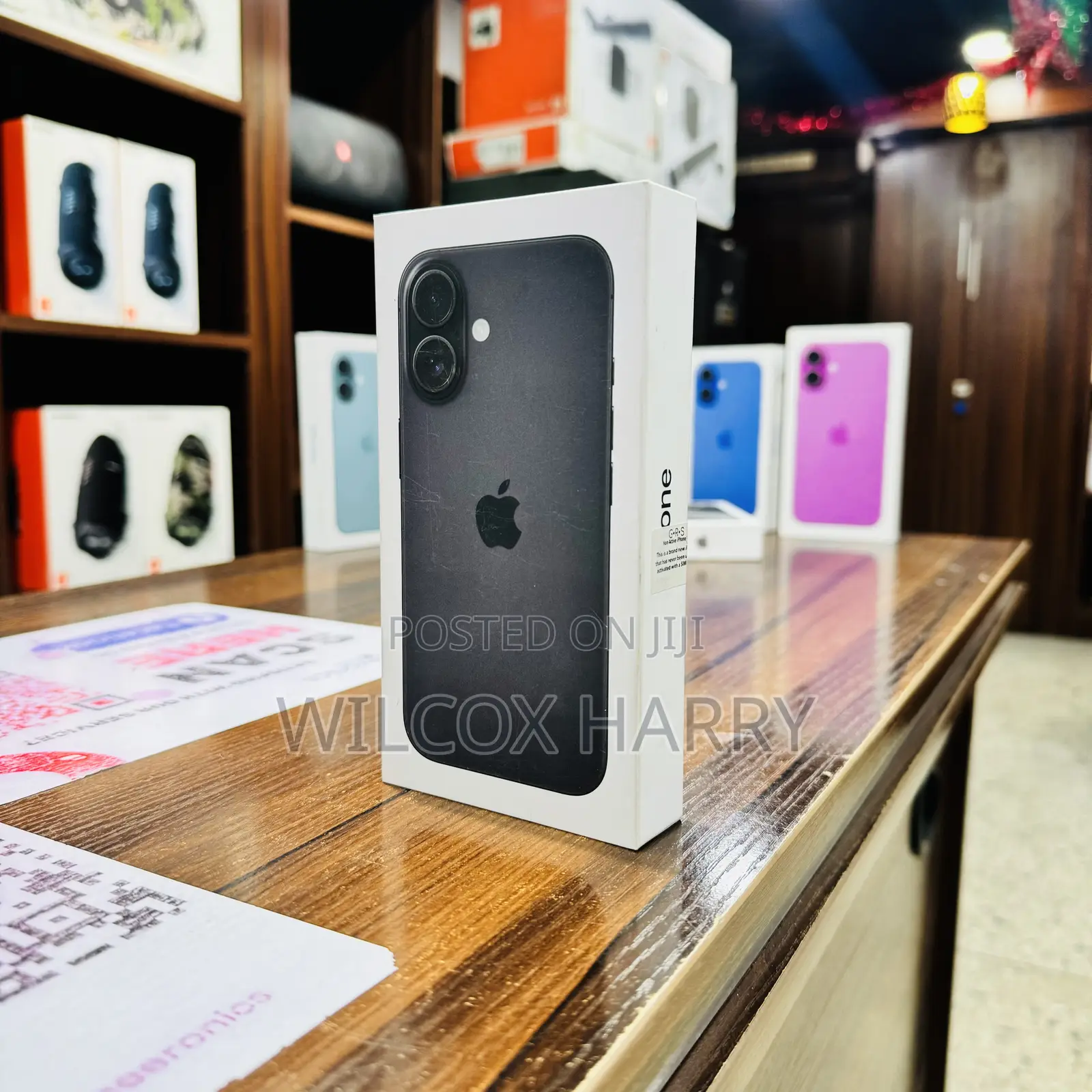 New Apple iPhone 16 128 GB Black