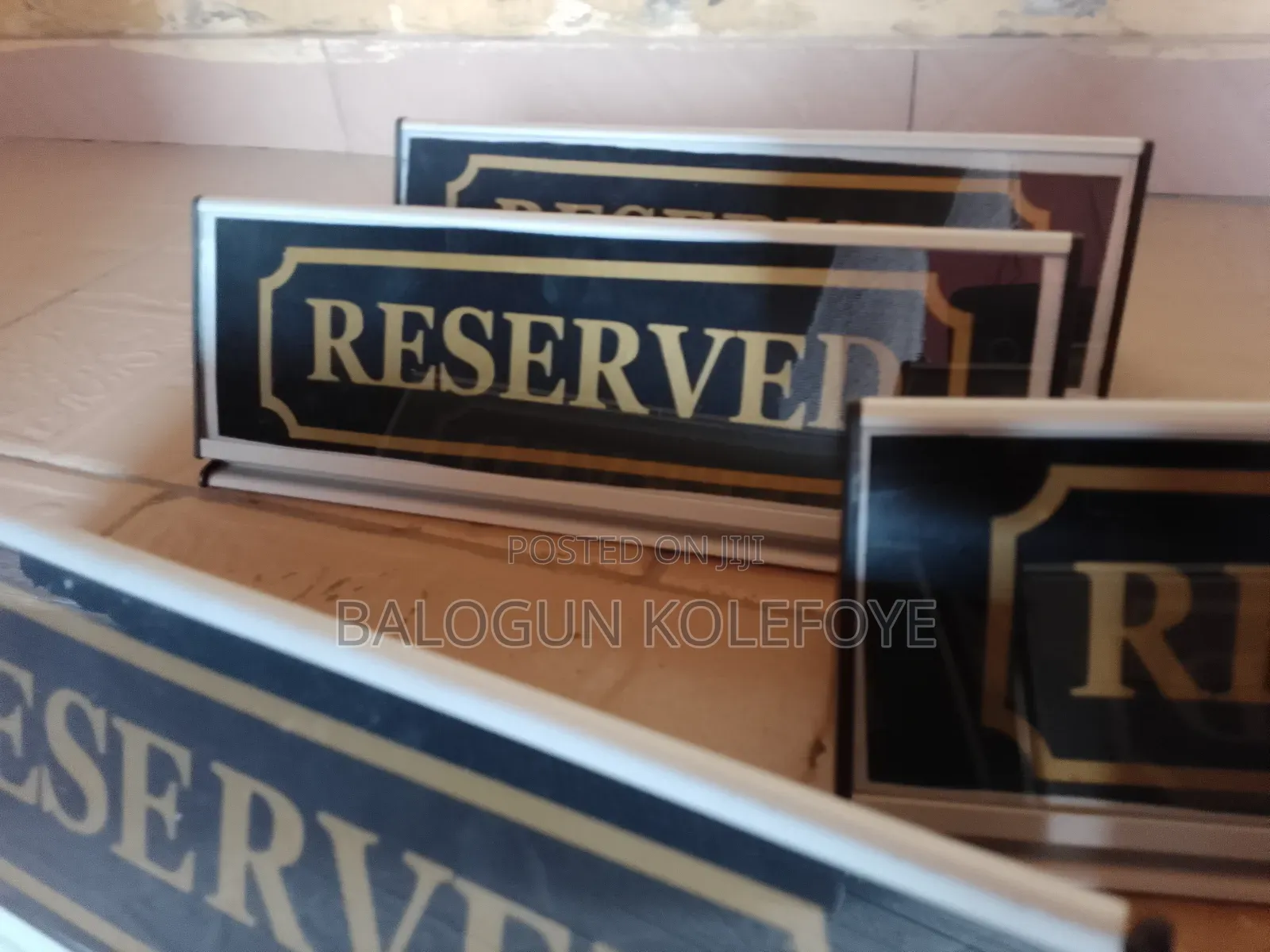 All Kinds of Table Stand for Office and Event Table