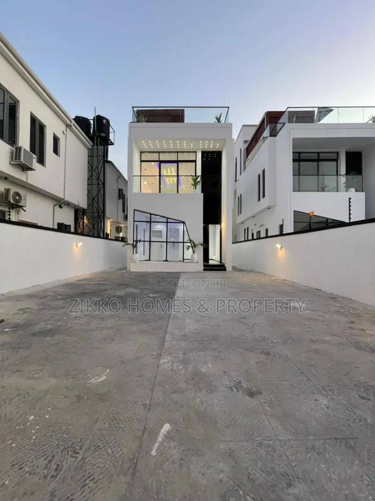 5bdrm Duplex in Ikate, Lekki for sale