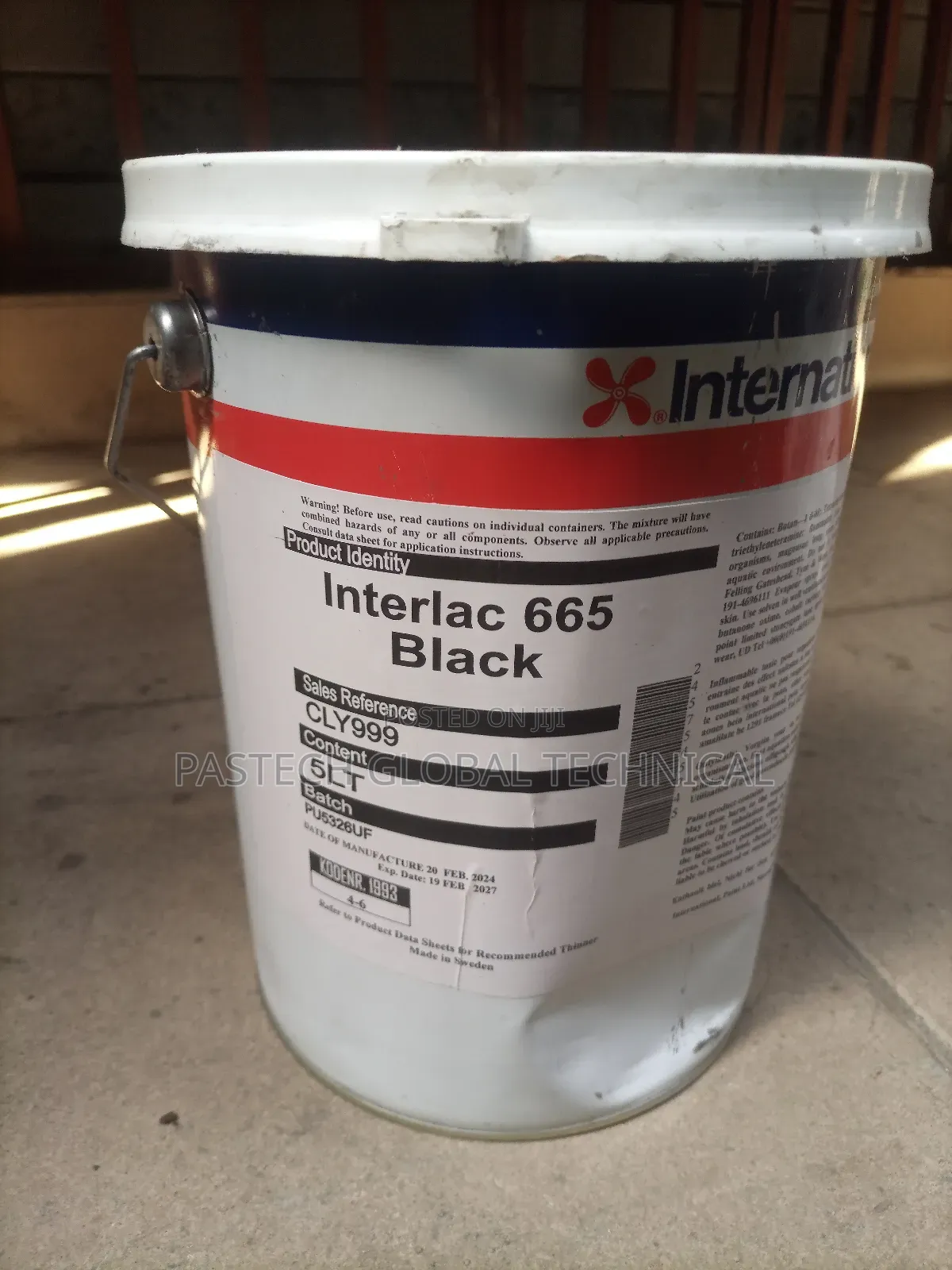 International Interlac 665 Black 5L Marine Paint