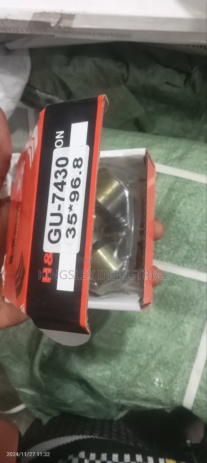 Universal Joint Cross-Bearing