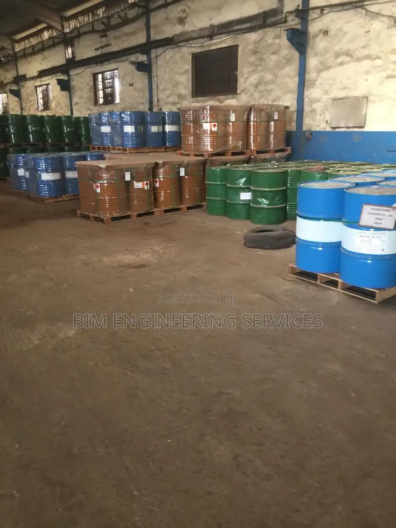 Drums of Acrylic Sealant Xylene Paint