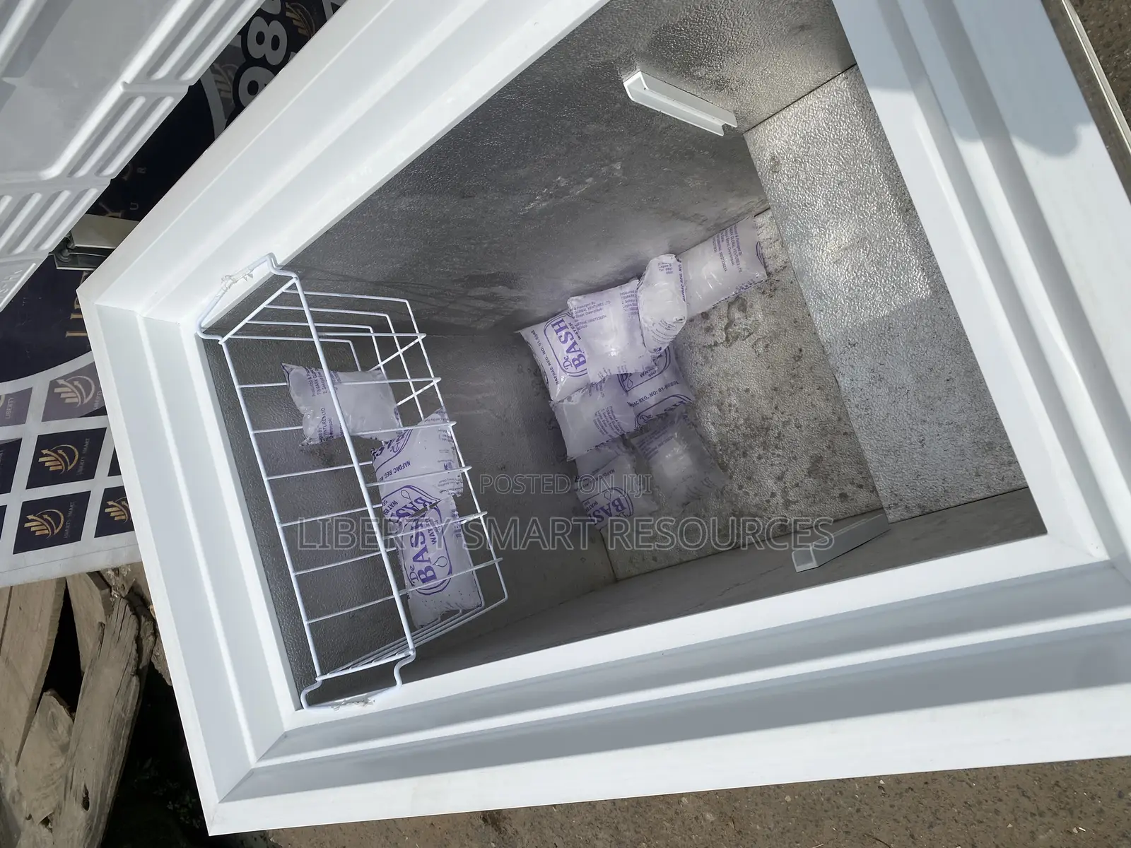 200-Litres DEEP FREEZER (Low Energy Freezer)