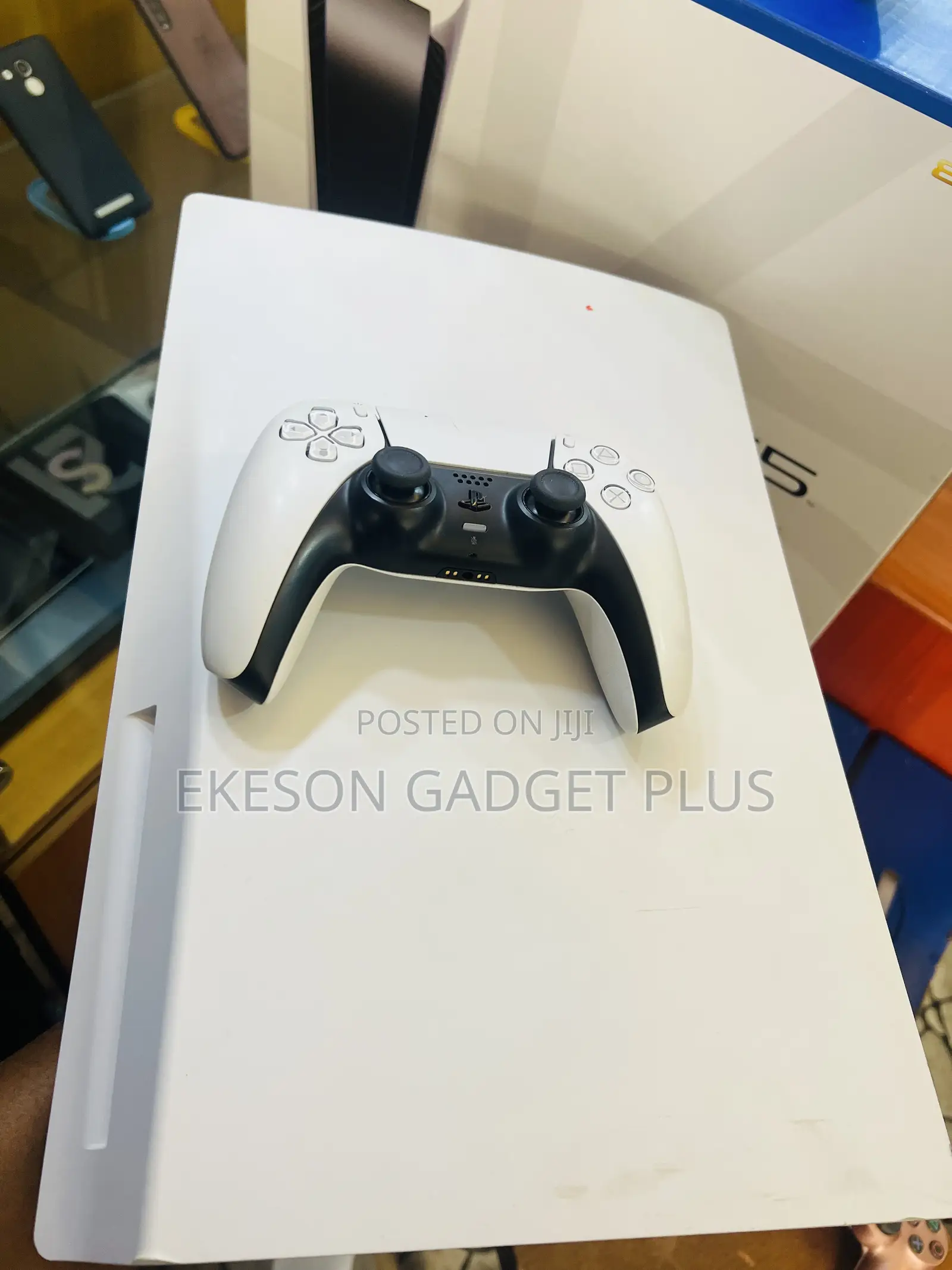 Superneat Uk Used Ps5 Console With 12 Games and 1 Pad