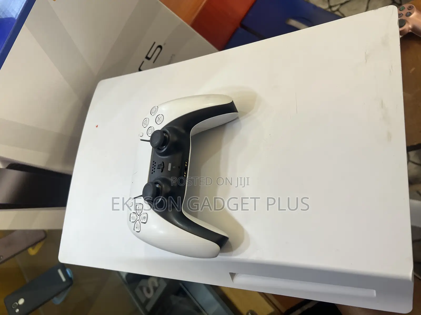 Superneat Uk Used Ps5 Console With 12 Games and 1 Pad