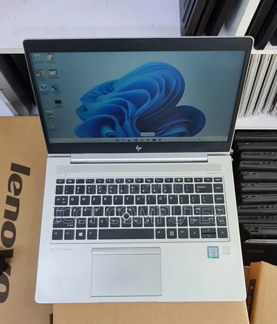 New Laptop HP 8GB Intel Core I5 SSD 256GB