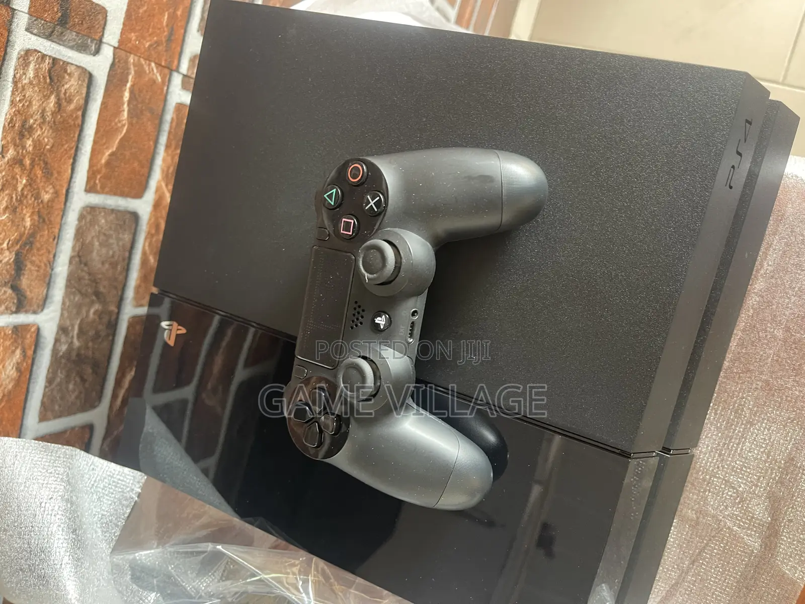 UK Used Playstation 4 With Games