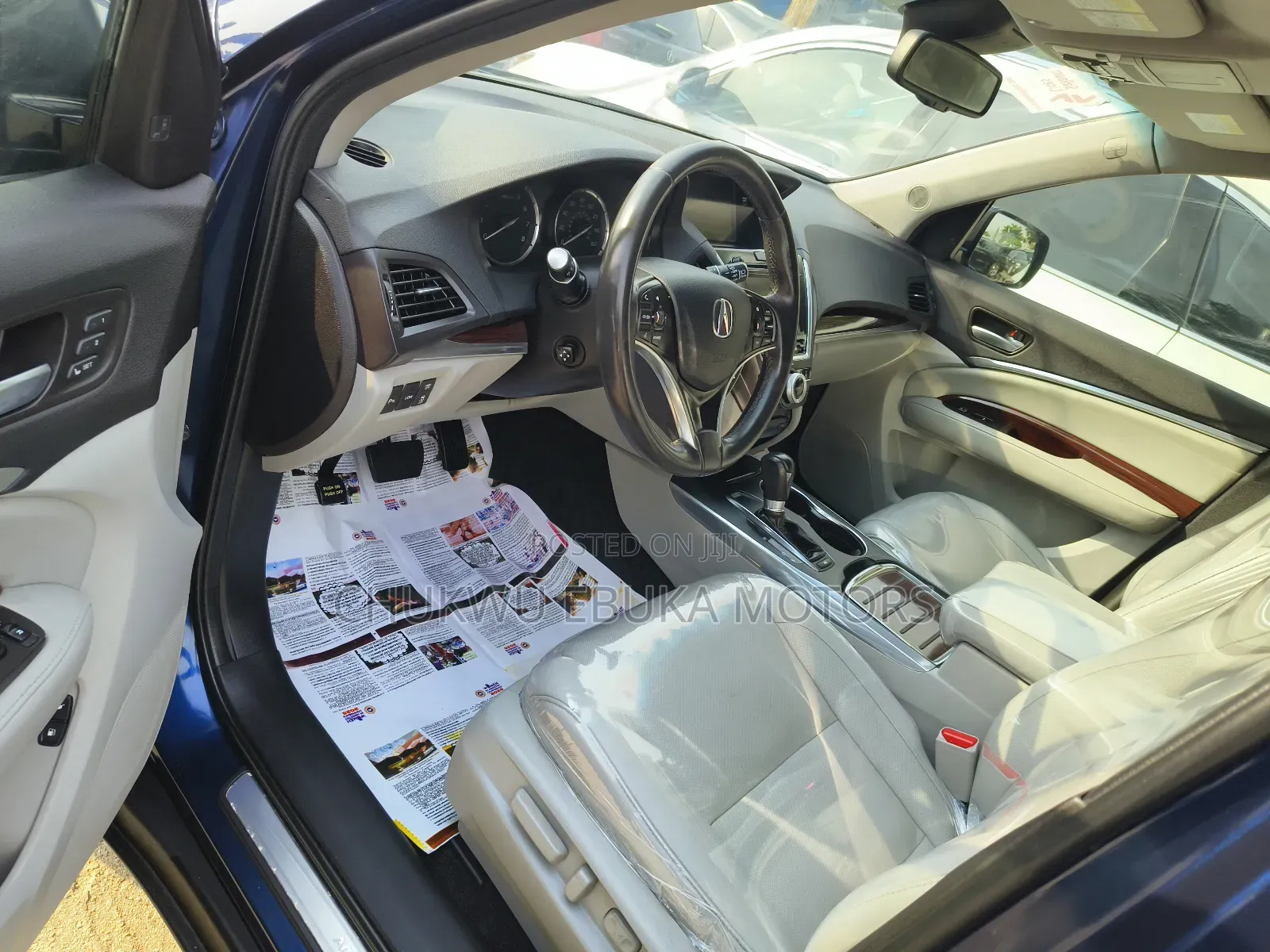 Acura MDX Advance and Entertainment Packages 4dr SUV (3.5L 6cyl 6A)