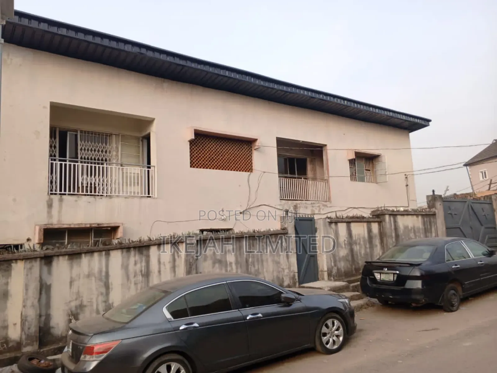 5bdrm Duplex in Ogba for sale