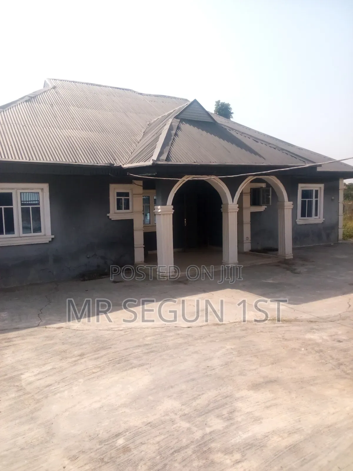 4bdrm Bungalow in Jiboye, Apata for sale