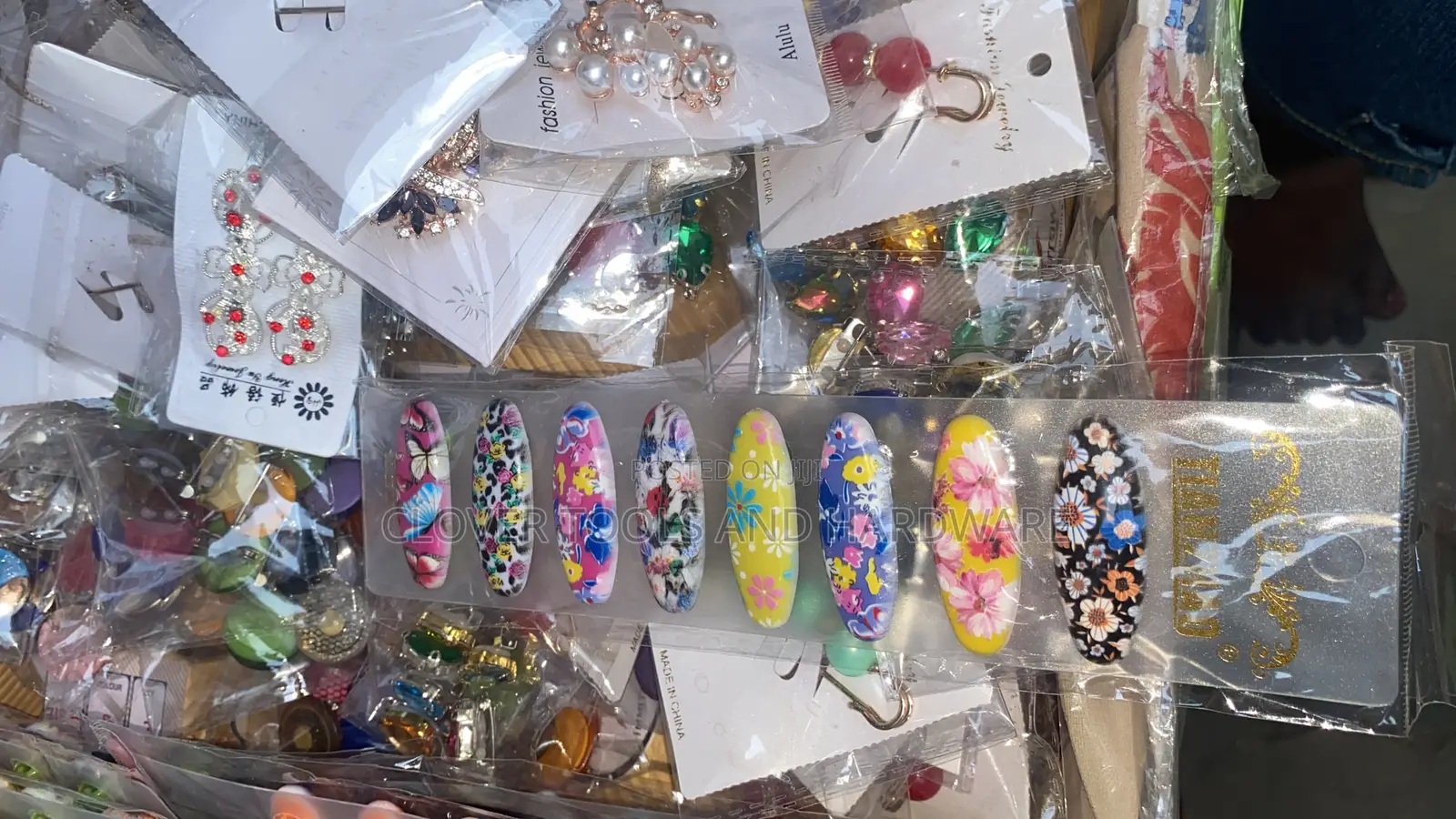 Fashion Pins Safety Lock All Non-Tocic Materials