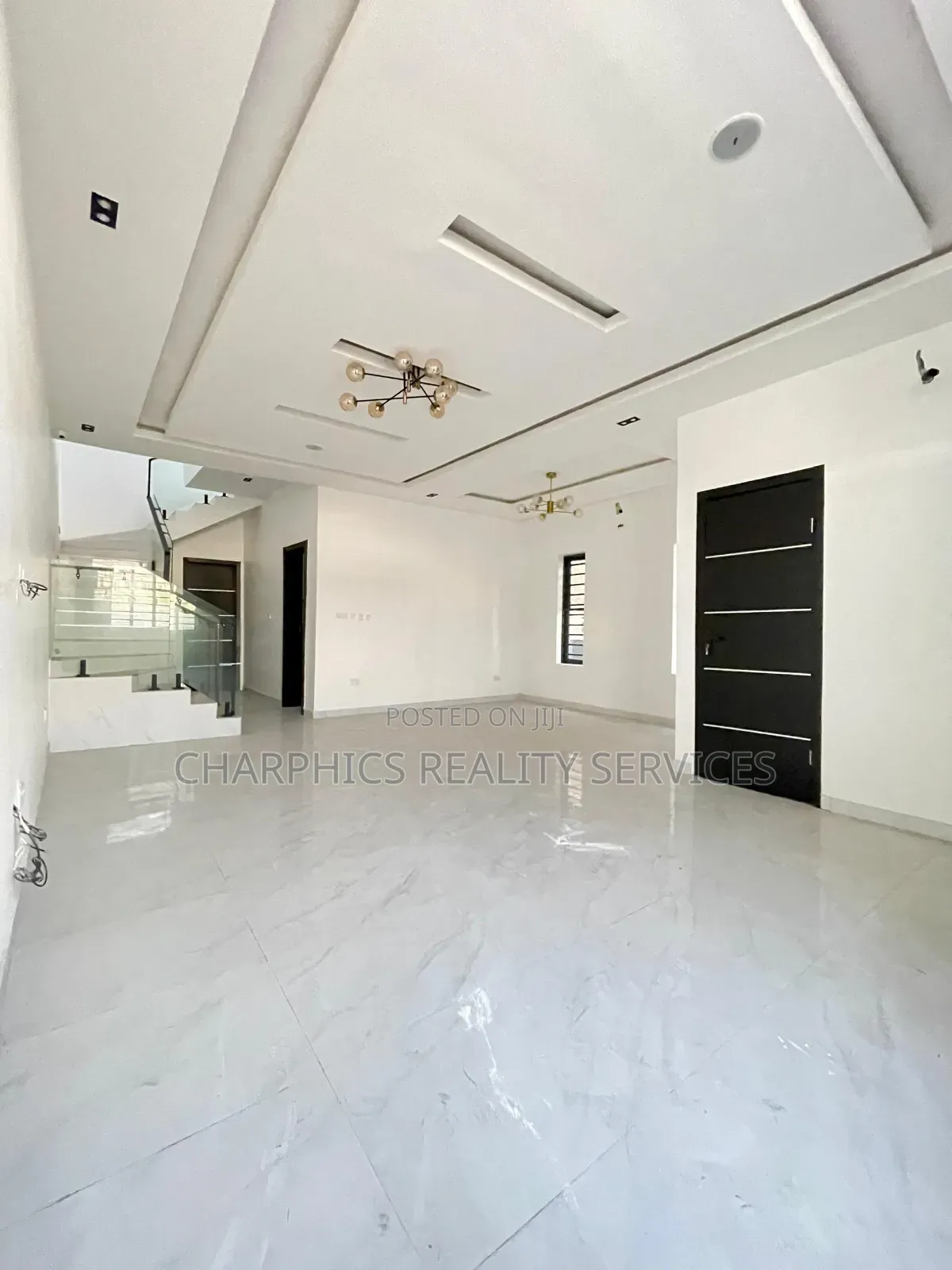 4bdrm Duplex in Lekki for sale