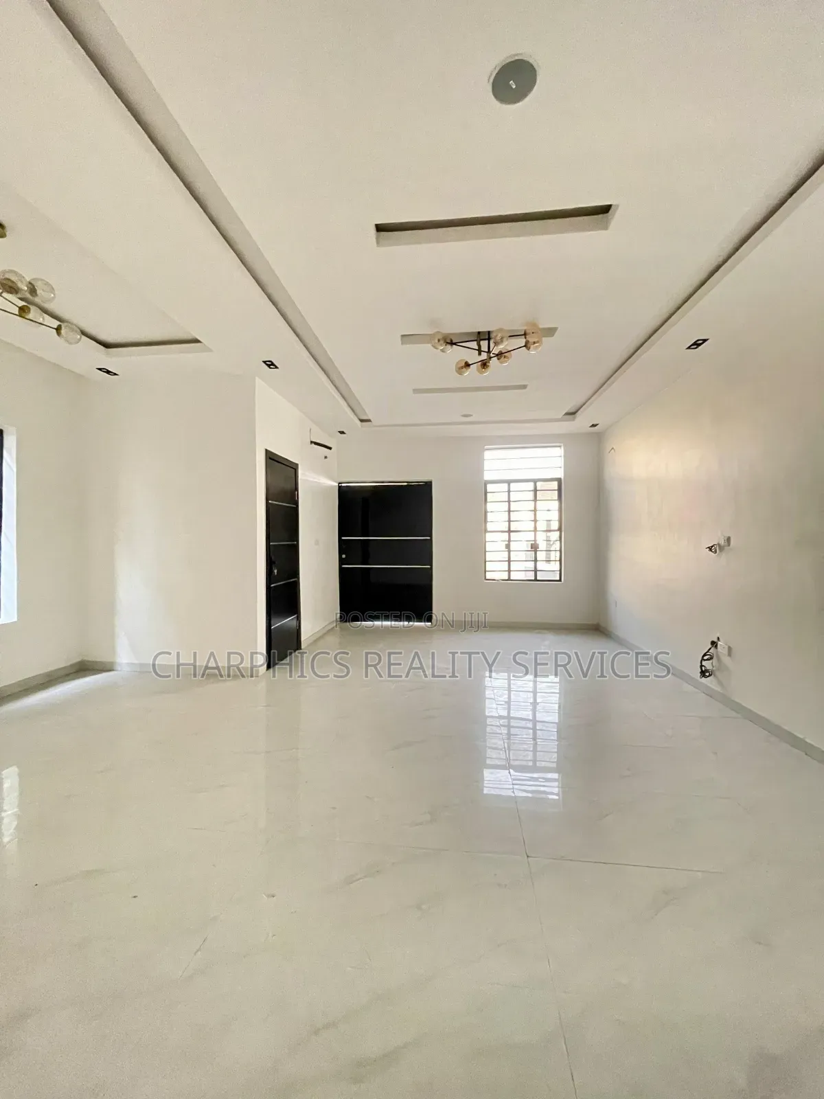 4bdrm Duplex in Lekki for sale