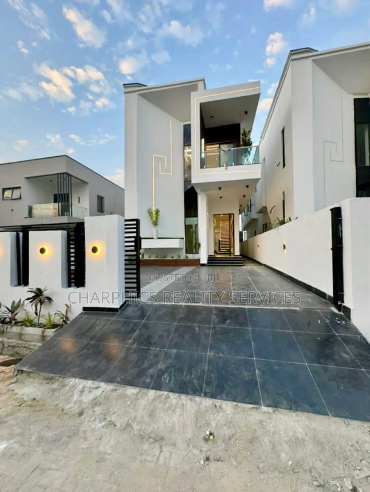 5bdrm Duplex in Ajah for sale