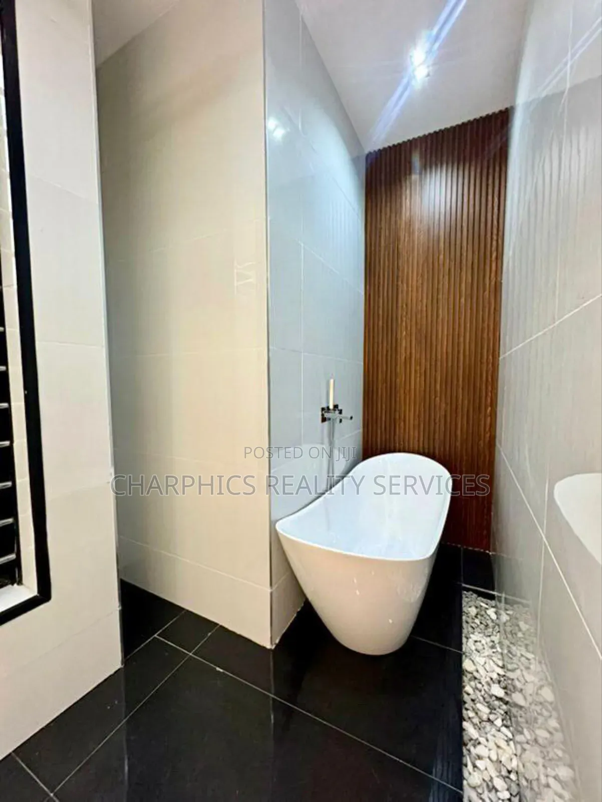 5bdrm Duplex in Ajah for sale